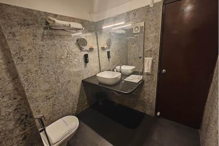 Room 67 of 130