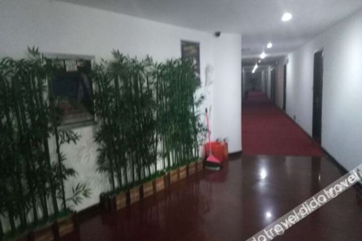 Hotel Interior 5 of 14