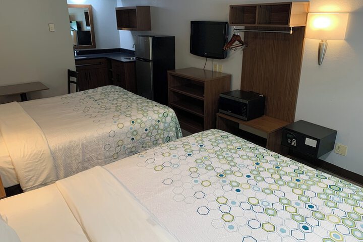 Studio 2 Double Beds (2 of 8)