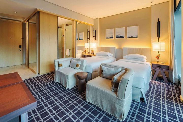Room 56 of 137