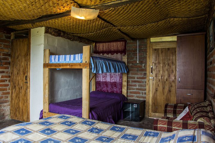 Room 7 of 35