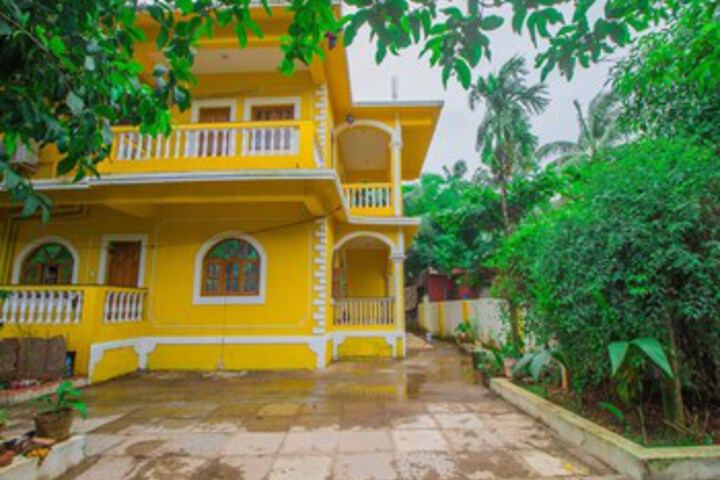 OYO 16401 Home Elegant Studio Calangute