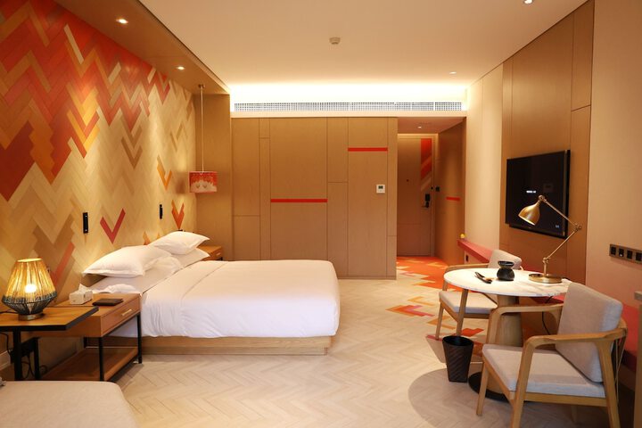 Room 4 of 29