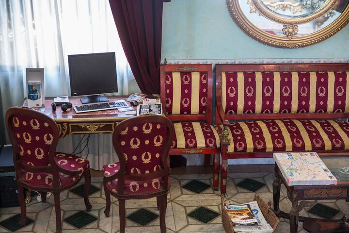 Hotel Lobby