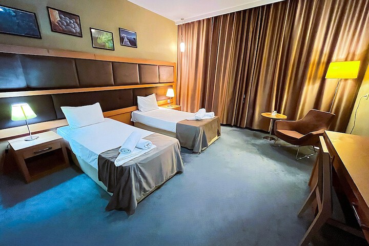 Room 8 of 53
