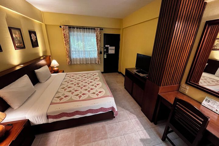 Room 29 of 80