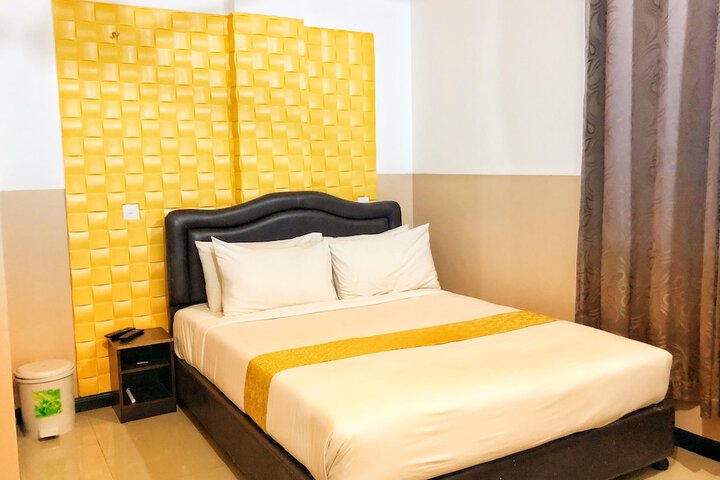 Room 20 of 28