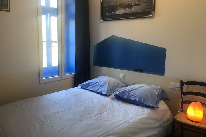 Room 16 of 66