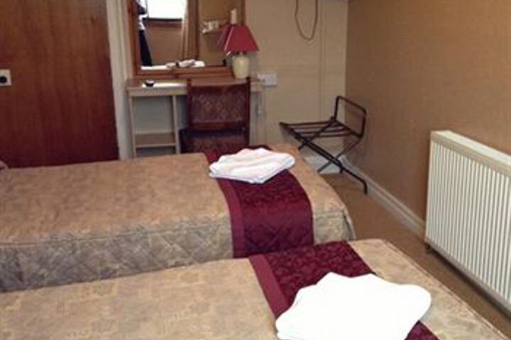 Room 7 of 29