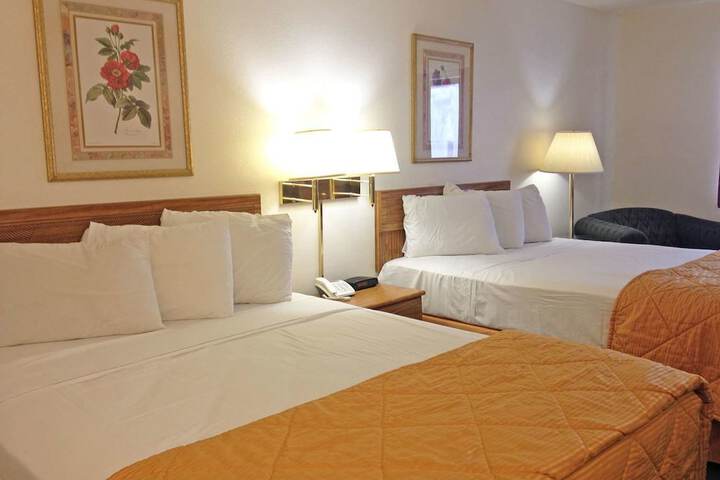 Double Bed Accessible (3 of 6)
