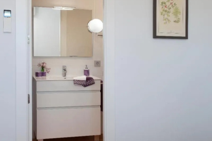 Room 6 of 21