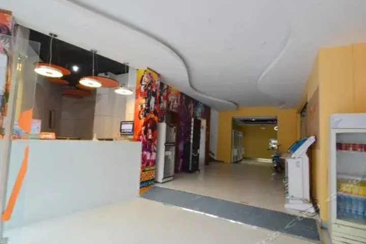 Room 12 of 14
