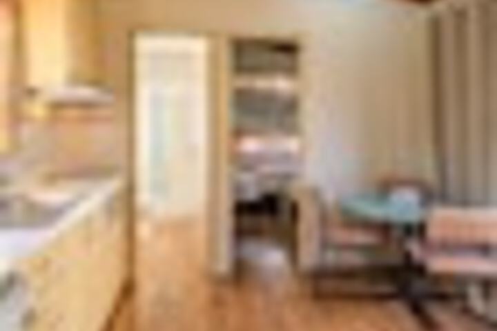 Room 119 of 213