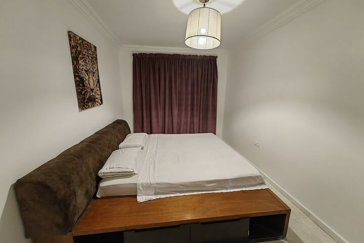 Room 57 of 404