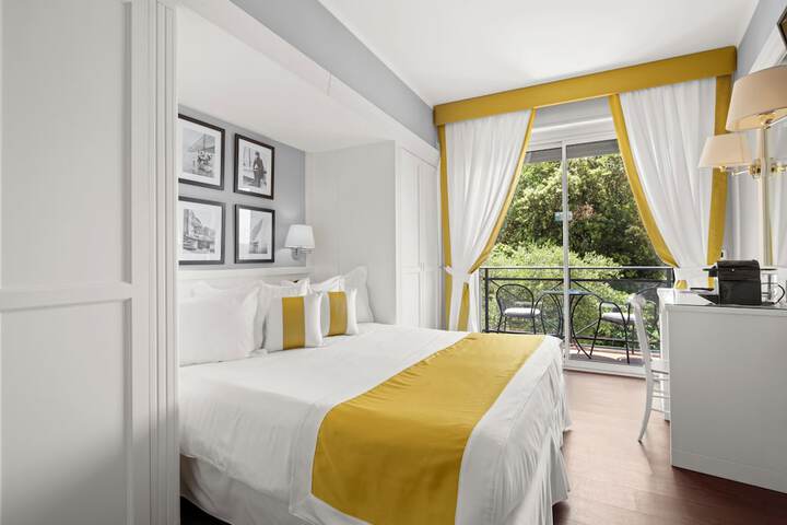 Room 102 of 264