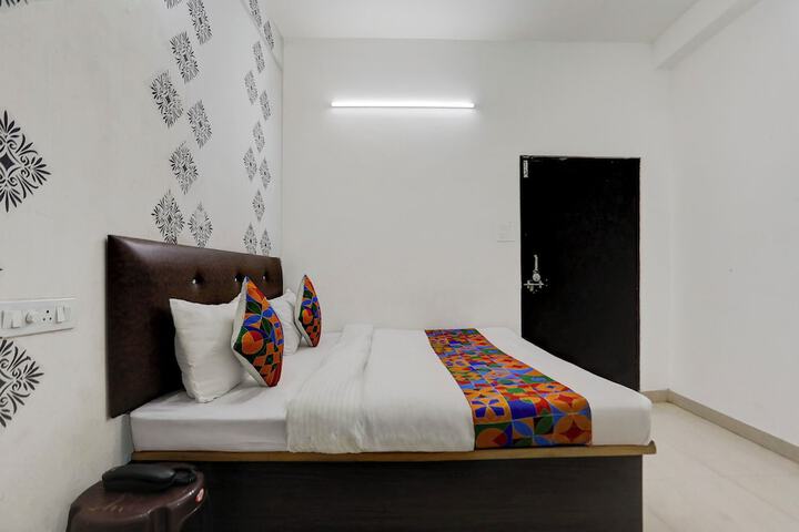Room 18 of 35