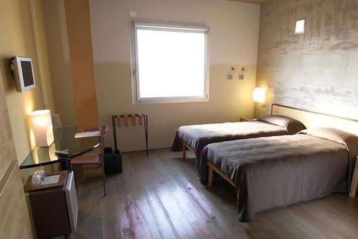Room 13 of 58