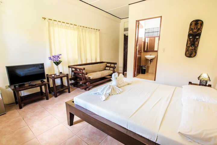Room 3 of 51