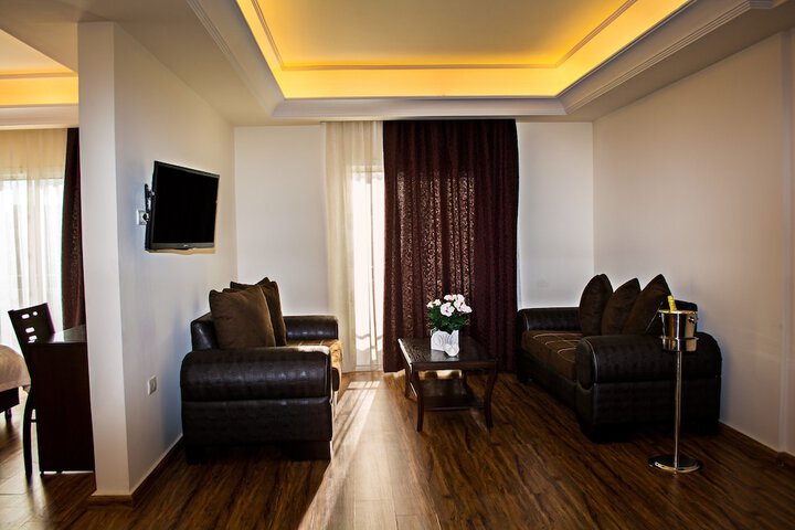 Room 17 of 149