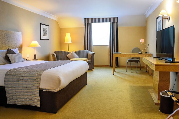 Room 10 of 36