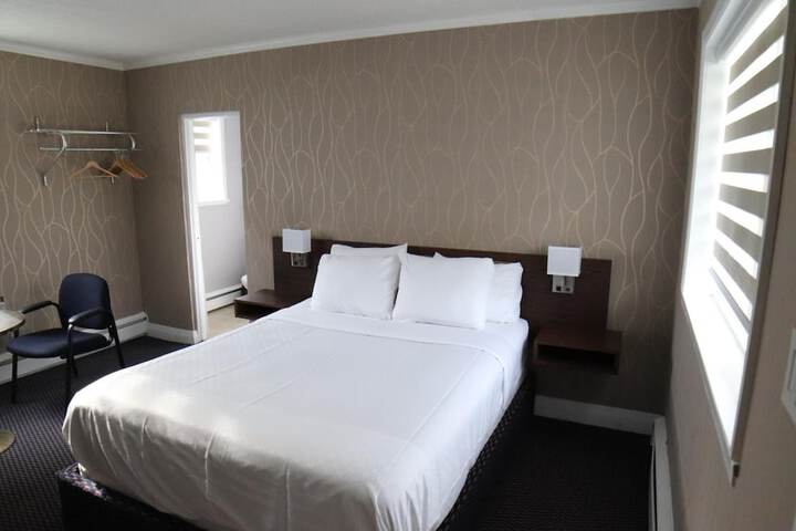 Room 19 of 29