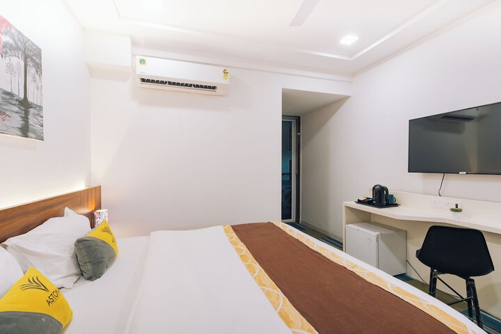 Room 43 of 90