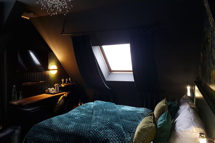 Room 20 of 81