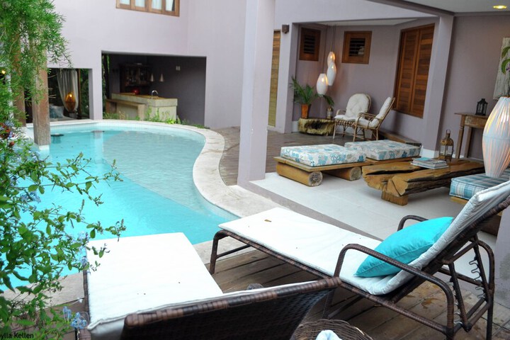 Pool 25 of 40