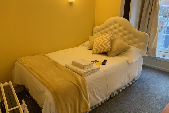 Room 7 of 7