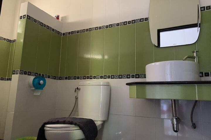 Room 34 of 52