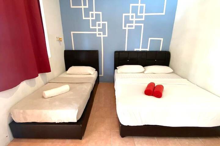 Room 10 of 34