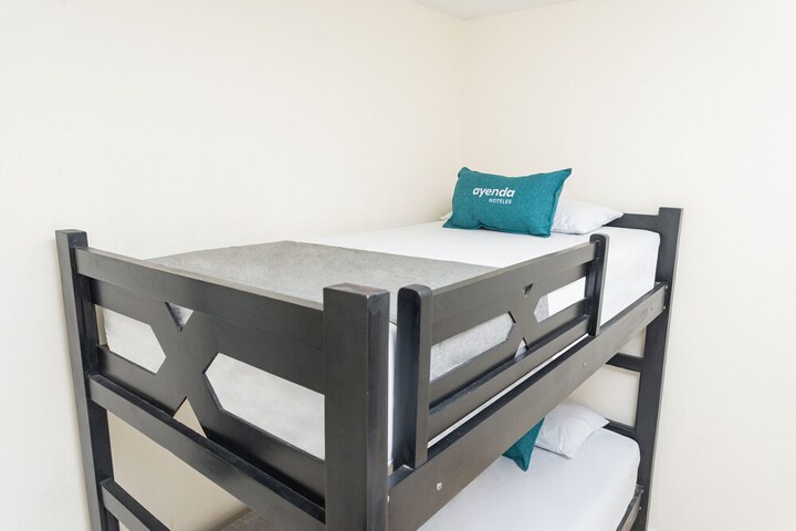 Room 17 of 26