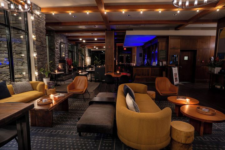 Hotel Interior 8 of 150
