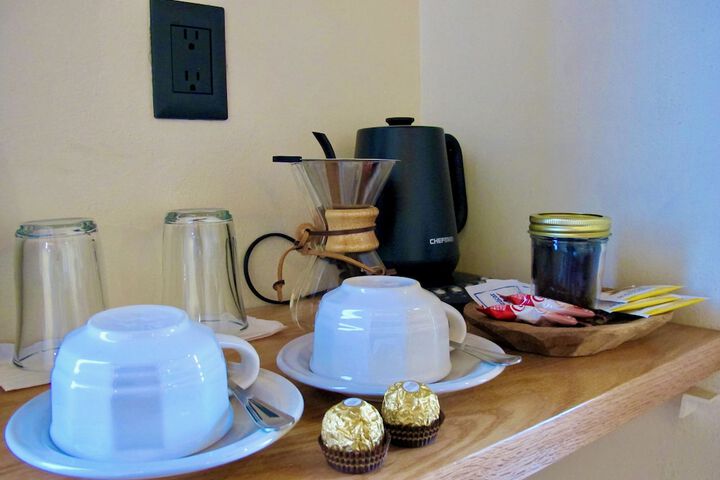 Breakfast/Coffee Service 23 of 41