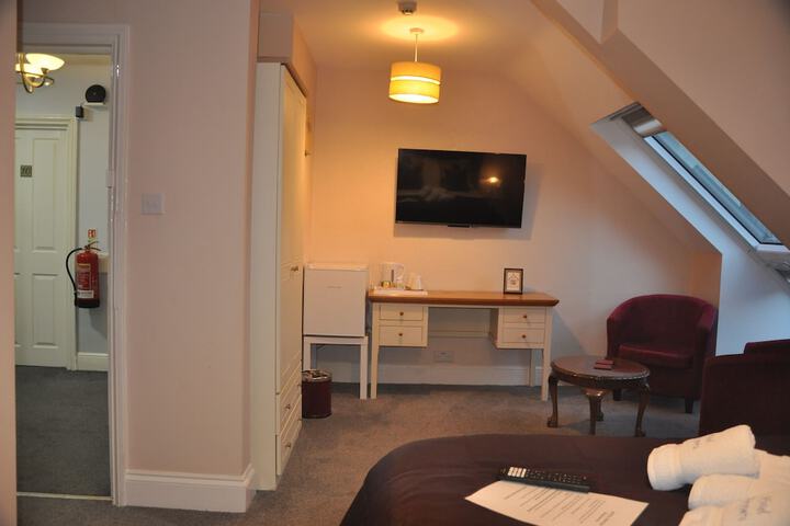 Room 41 of 84