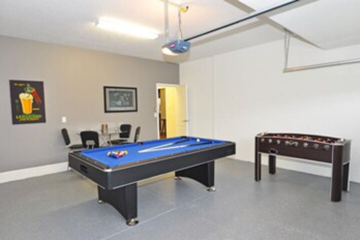 Room 13 of 25