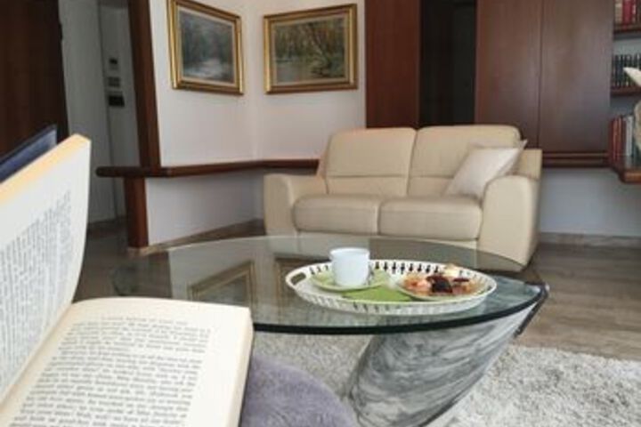 Room 15 of 20