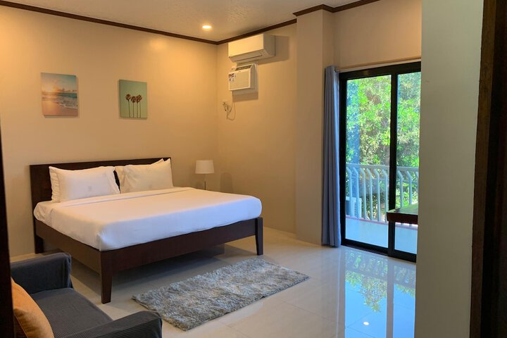 Room 6 of 26