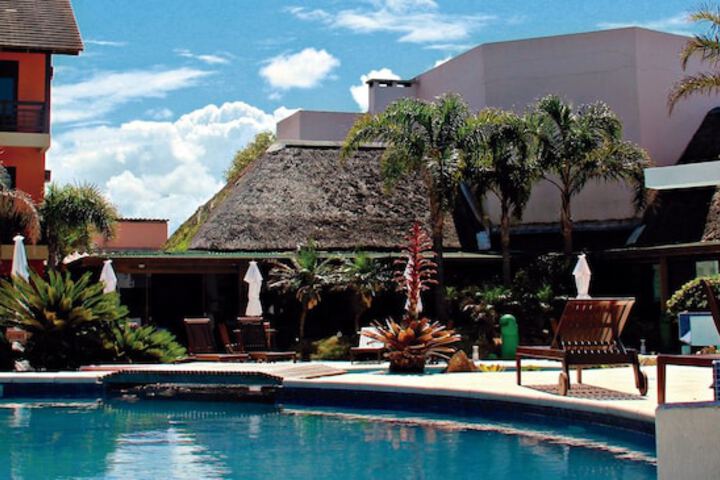 Pool Hotel