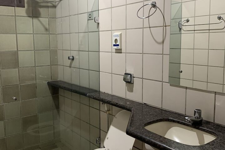 Room 7 of 31