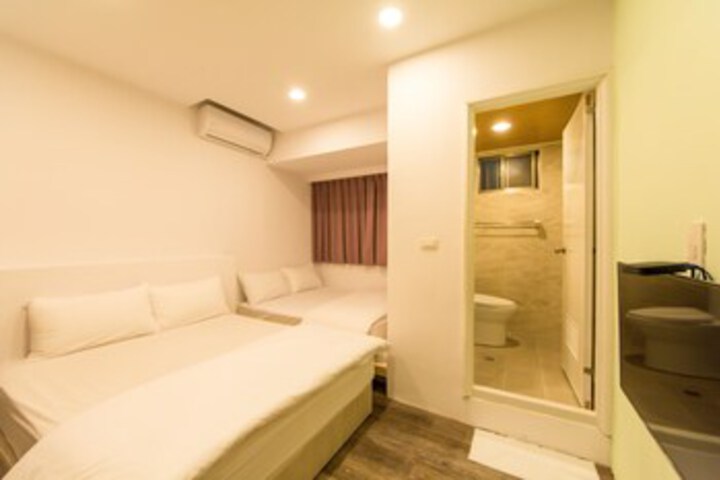 Room 20 of 44