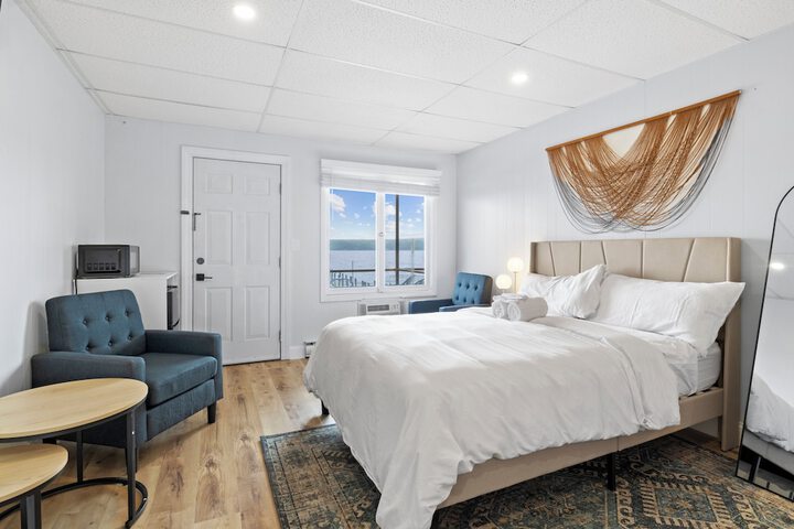 Room 45 of 124