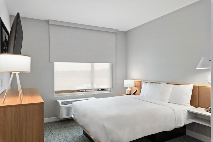 Room 16 of 55