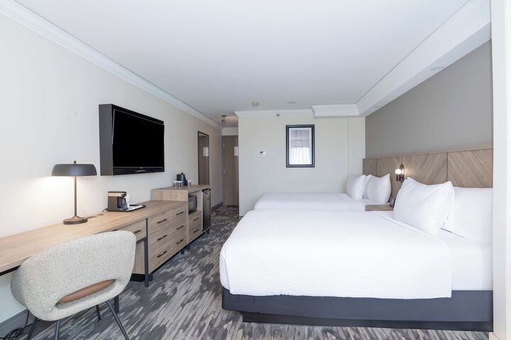 Room 11 of 67