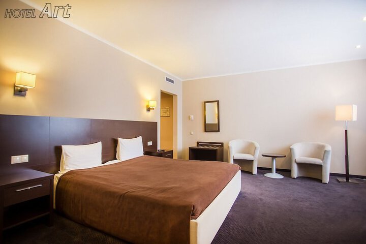 Room 30 of 130