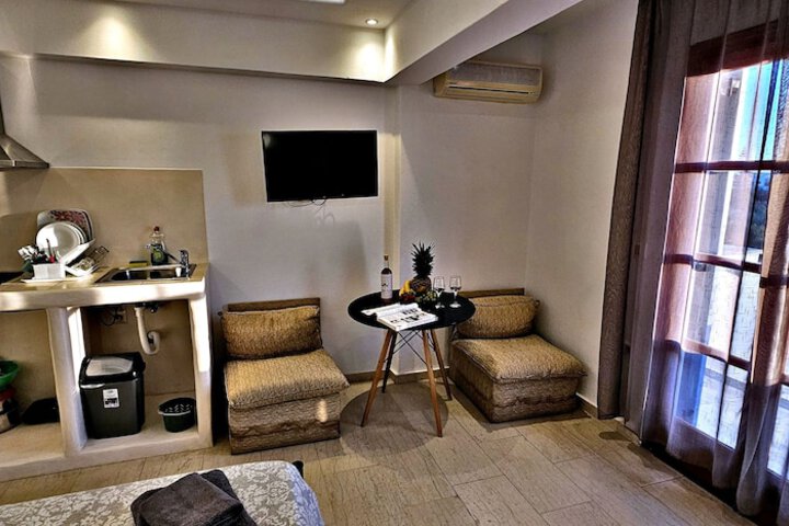 Room 85 of 162