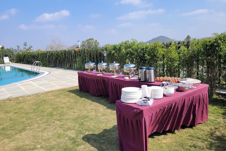 Breakfast/Coffee Service 32 of 49