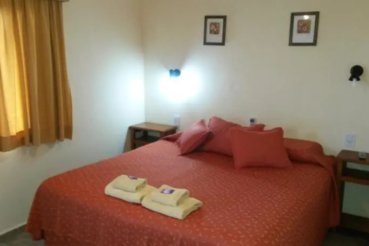 Room 6 of 27