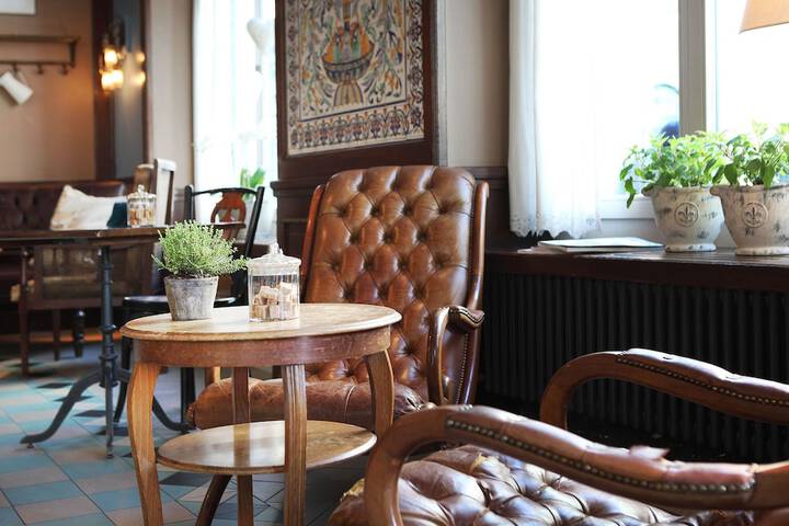 Cafe