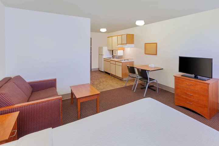 Room 15 of 27